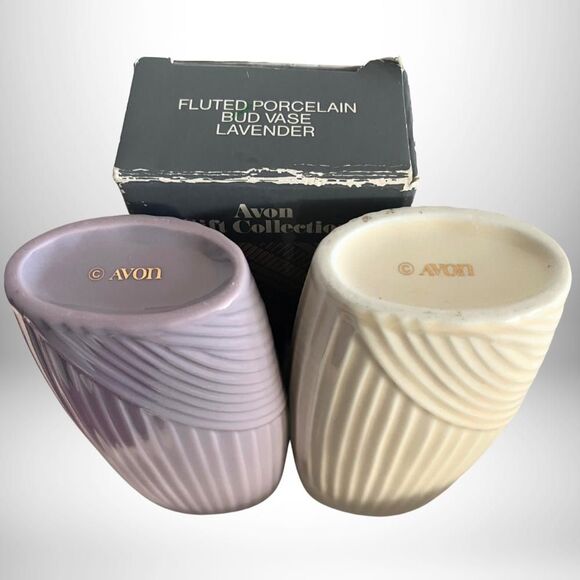 Vintage Fluted Porcelain Bud Vase - Lavender and Cream - Avon Stamped - Art Deco - Picture 3 of 4